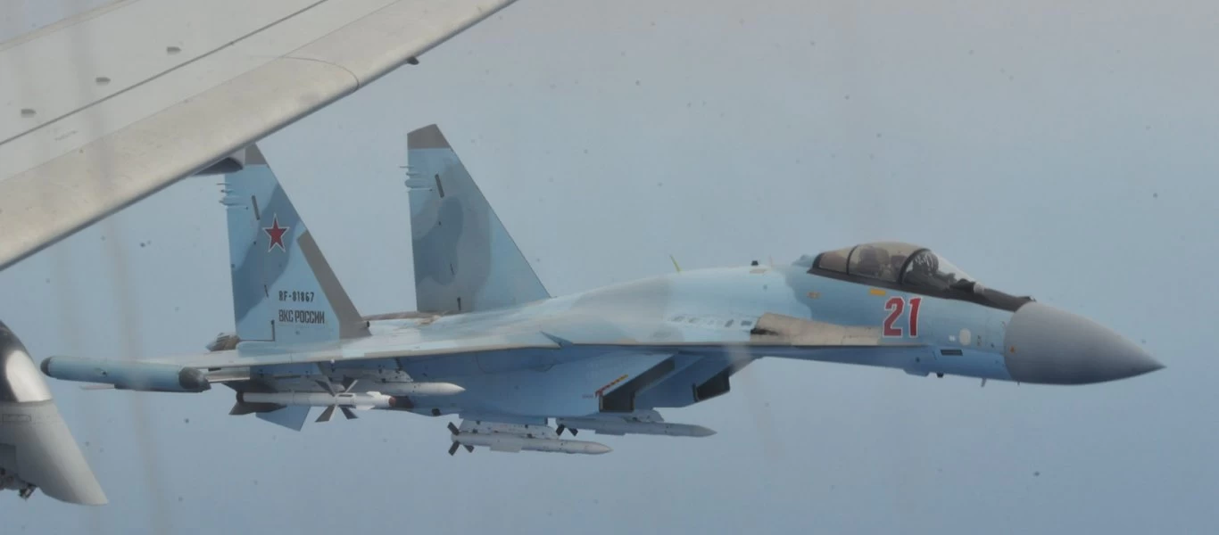 Αναχαίτιση P-8A Poseidon: Νέο βίντεο μέσα από τον πιλοτήριο του Su-35